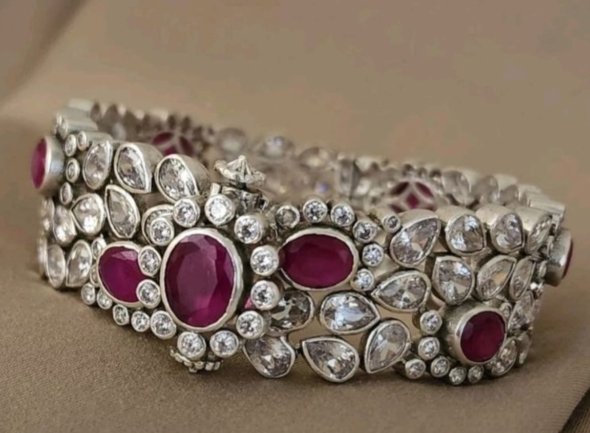 WhatsApp Image 2025-08-10 at 00.42